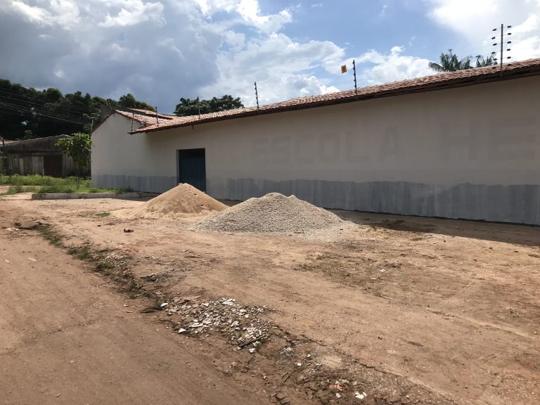 Antigo prédio escolar está passando por reformas para poder receber a creche