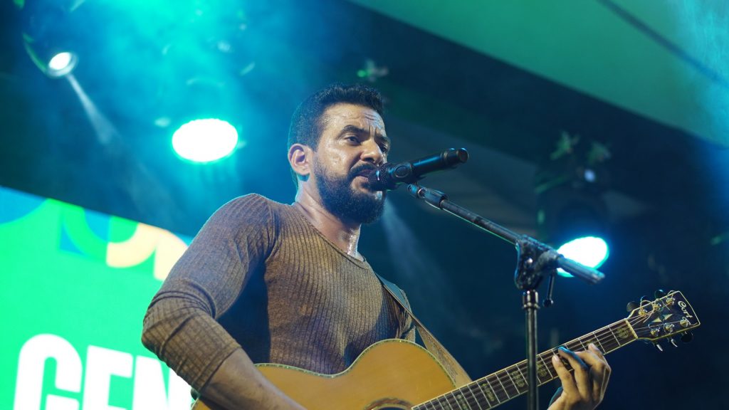 Davi Ortega, artista que se apresentou na Fecoimp 